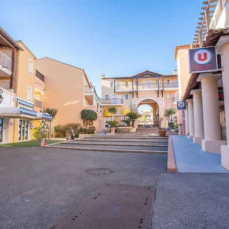 Apartment Le Village - B1 418 By Interhome