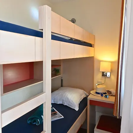 Apartment Le Village - B1 418 By Interhome