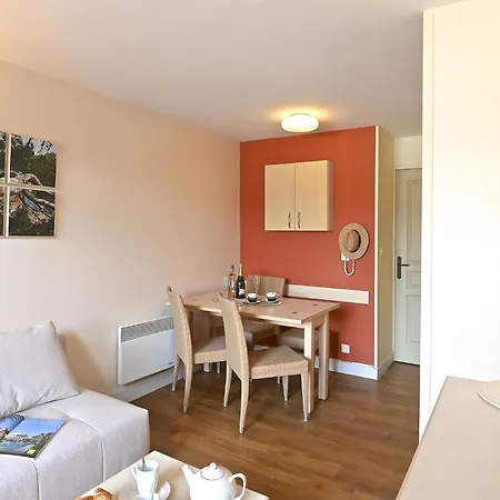 Apartment Le Village - B1 418 By Interhome *